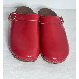 Anthropologie Patent Leather Clogs Size 37 US 6.5 Red Mule Wood Outsole